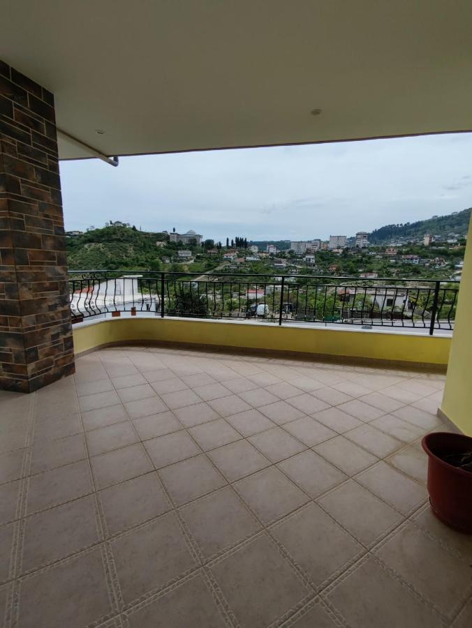Cheerful 2 Bedroom Villa With Free Parking. Gjirokastër Exterior foto